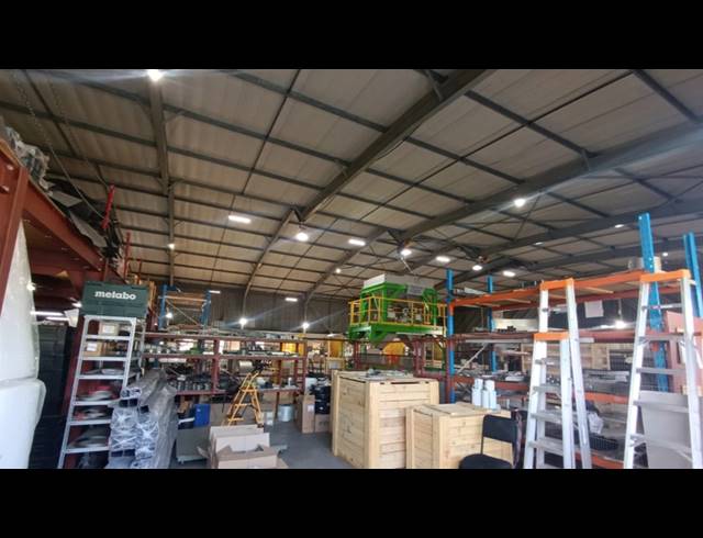 1,397M² WAREHOUSE TO LET IN MAHOGANY RIDGE